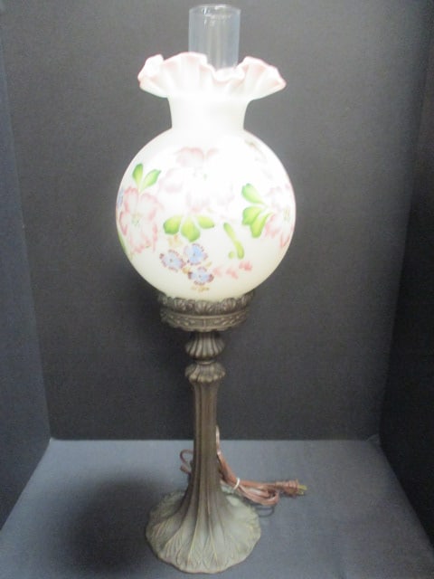 Vintage Fenton Handpainted Gone With The Wind Style Electric Parlor Lamp: .