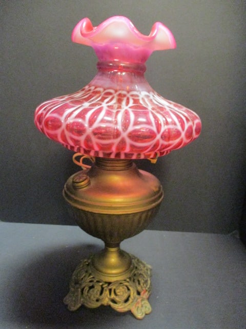 Rare Vintage Fenton Cranberry Opalescent Wedding Ring Shade Electric Lamp (1 of 6)