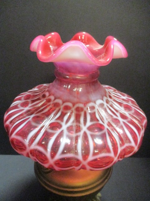 Rare Vintage Fenton Cranberry Opalescent Wedding Ring Shade Electric Lamp - 4
