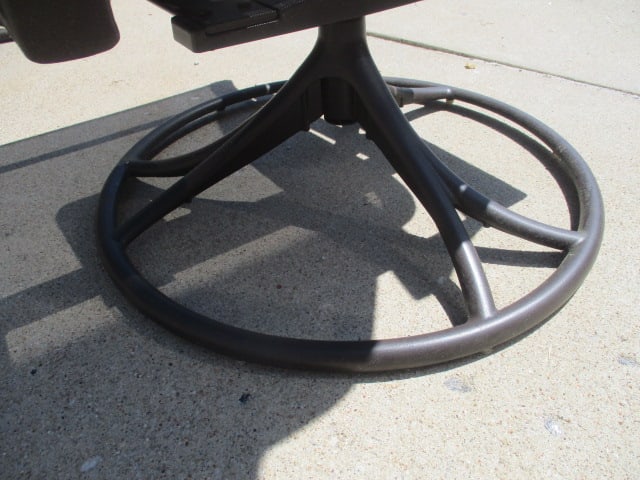 Tropitone Bronzed Metal Frame Patio Set - 13