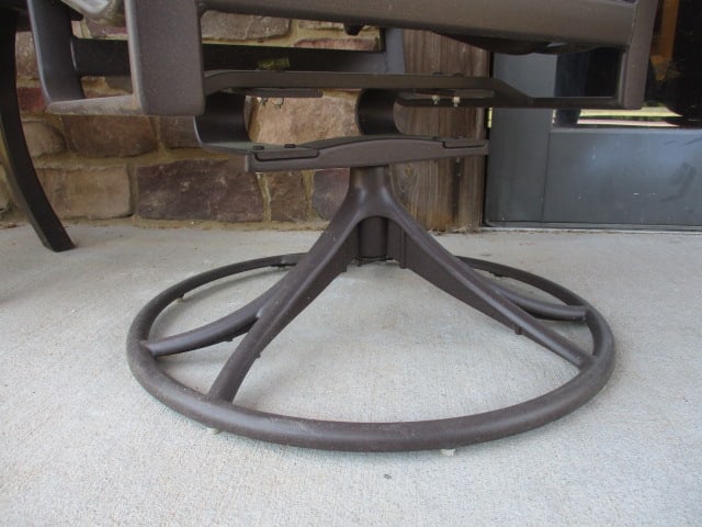 Pair of Tropitone Bronzed Metal Frame Armchairs and Round Side Table - 5