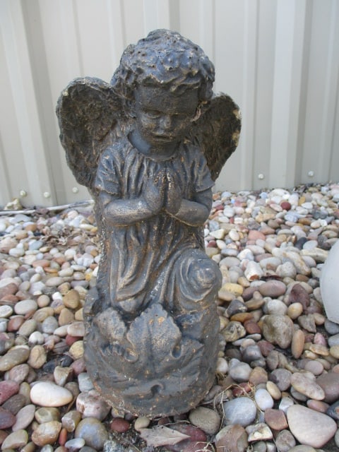 Painted Concrete Praying Angel Statue: 14"h, Local Pickup Only