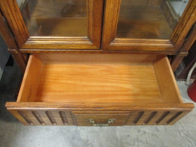 Stanley Oak Beveled Glass Door Display Cabinet with Drawer - 3