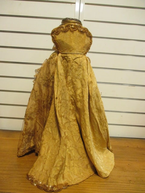 Vintage Devotional Religious Figure Giving Blessings in Ceremonial Dress - 6