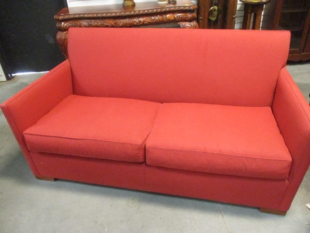 Vanguard Furniture American Bungalow Collection Sofa: 70 1/2" long, some slight color wear on arm edge, Local Pickup Only