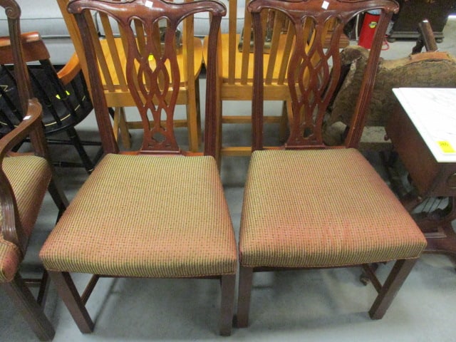 Pair of Mahogany Chippendale Style Side Chairs: 21 1/2"w, Local Pickup Only