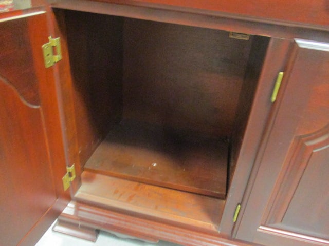 The Colonial Furniture Co. Mahogany Buffet Server - 5