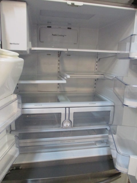 Samsung Stainless French Door Refrigerator with Ice/Water in Door - 4