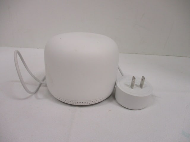 Google Model H2E Nest Wifi Point Network Expander/Smart Speaker (1 of 4)