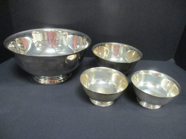 Four Silverplate Revere Bowls: (2)4 1/2"dia Gorham, (1)Oneida 6 1/4"dia, (1)9"dia International Silver Co.