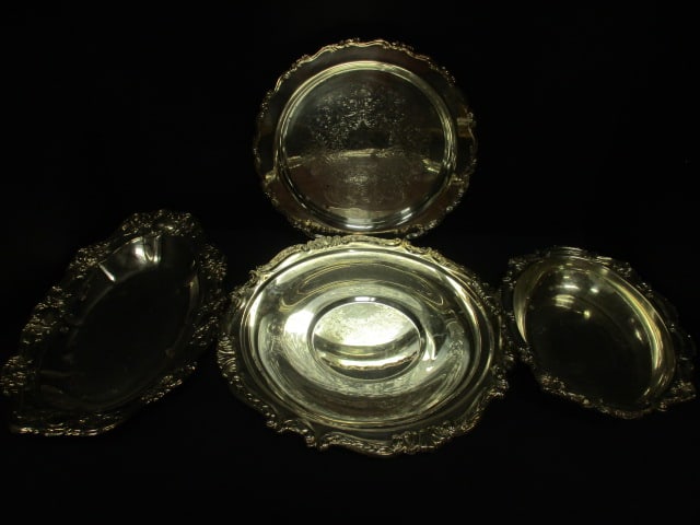 Nice Scalloping Edge Silverplate Trays and Serving Dishes (1 of 8)