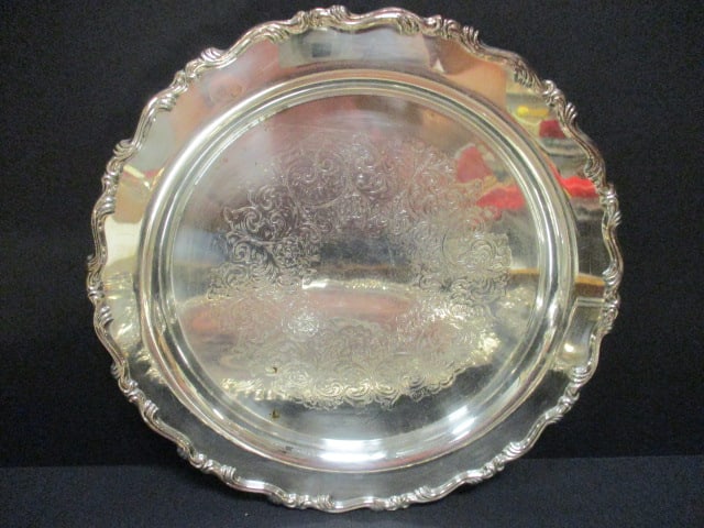 Nice Scalloping Edge Silverplate Trays and Serving Dishes - 4