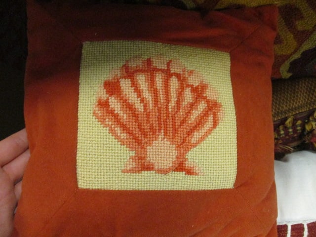 Grouping of Nice Throw Pillows - 4
