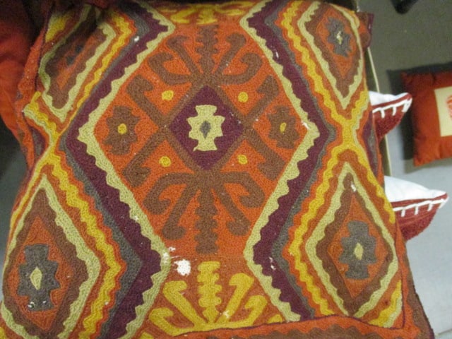 Grouping of Nice Throw Pillows - 6