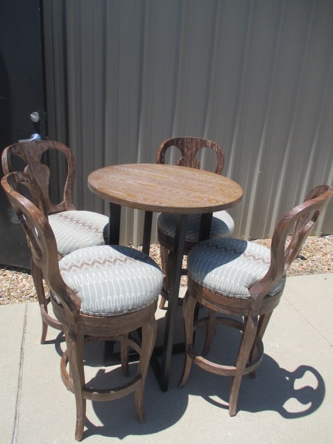 Artistica 5 Piece Pub Table Set (1 of 9)