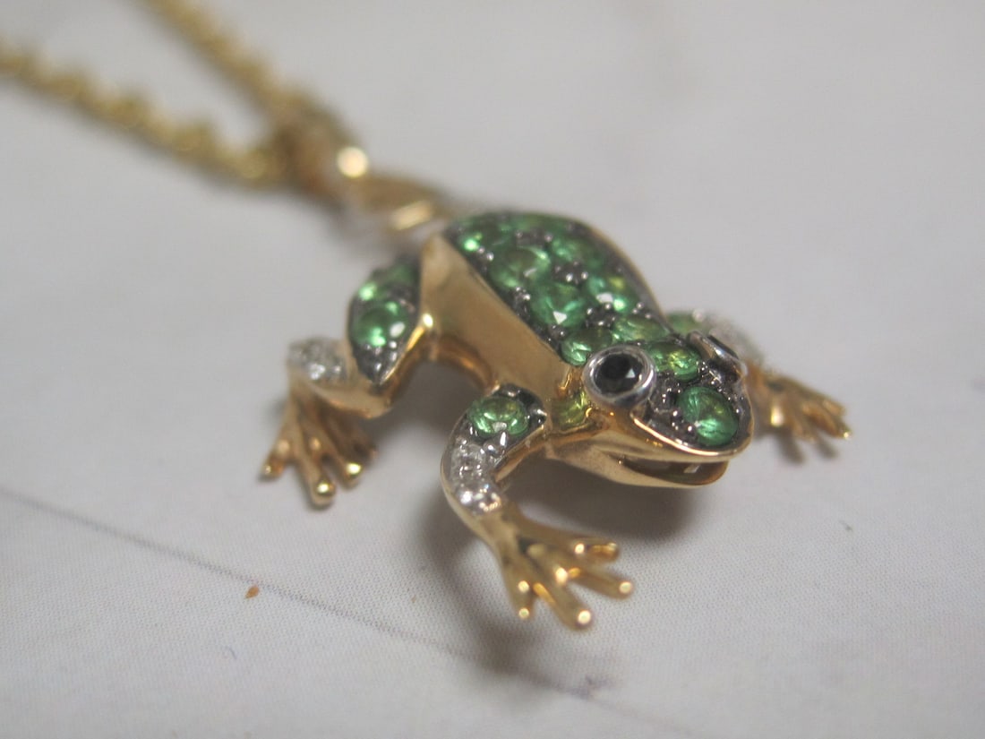 14k Gold Frog Pendant on 24" 14k Gold Rope Chain - 3