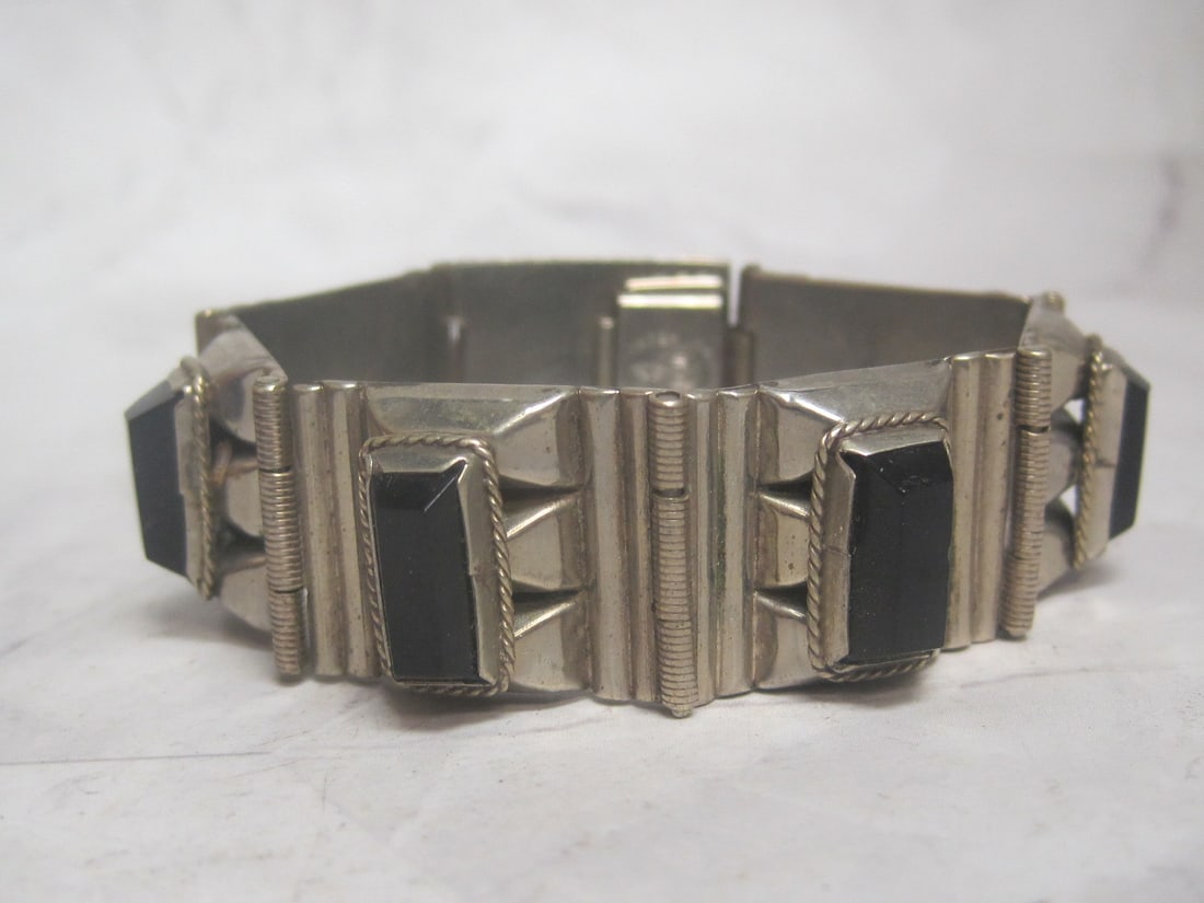 7" Mexican Silver Onyx Link Bracelet (1 of 5)