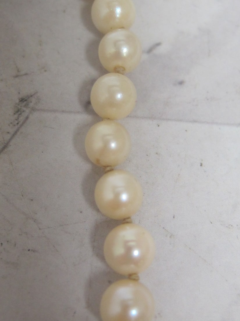 20" Pearl Necklace with 14k White Gold Clasp - 2