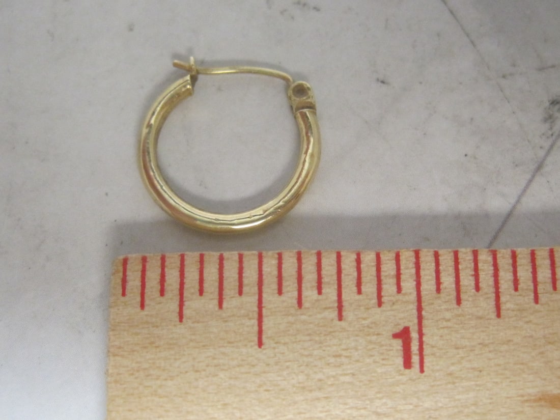 10k Gold Hoop Earrings - 3