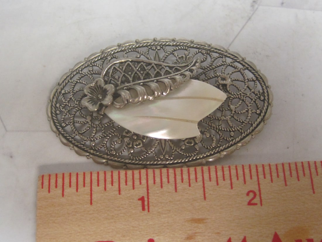 Vintage Filigree & Mother of Pearl Brooch - 6