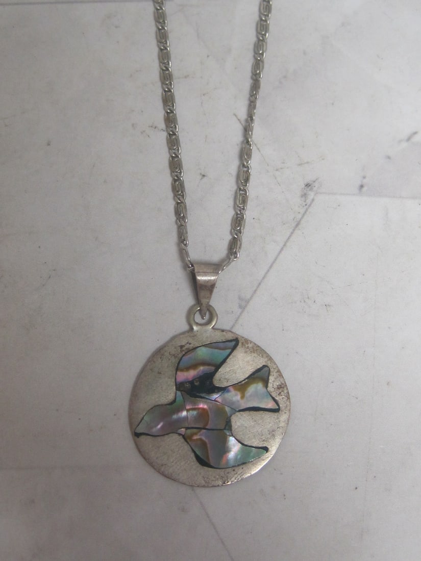 18" Chain with Mother of Pearl Bird Pendant: Weighs 6.2 grams