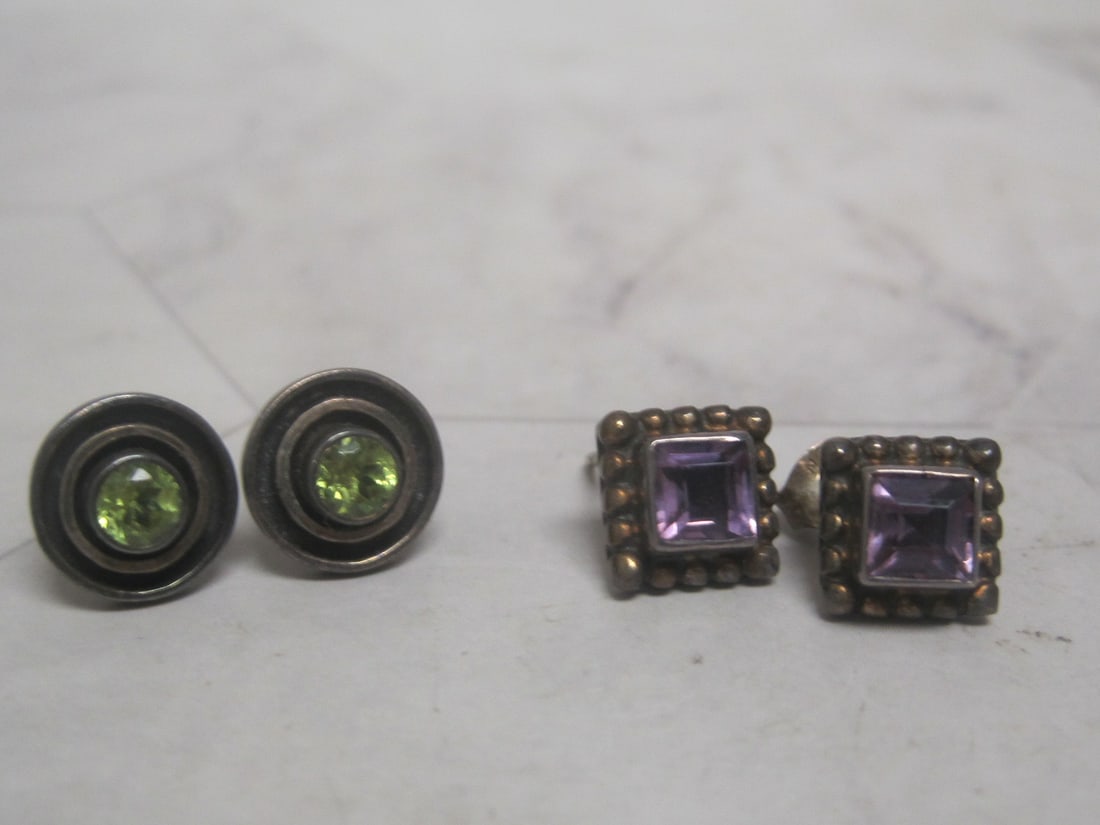 Lot of 2 Pairs of Sterling Silver Peridot & Amethyst Earrings: Weighs 5.4 grams