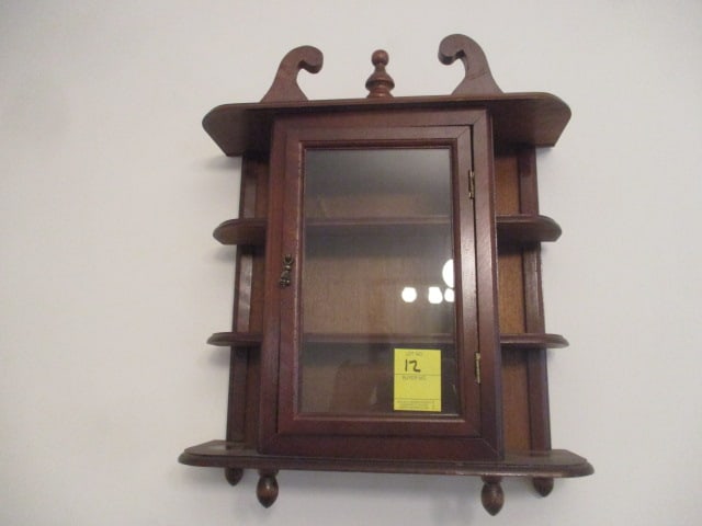 Wall Curio: 16" tall x 14" wide