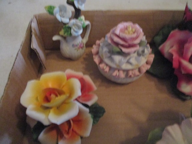 Assorted Ceramic Flowers - 4