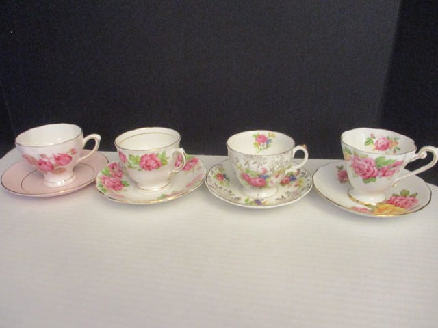 4 England Teacup & Saucers: See photos