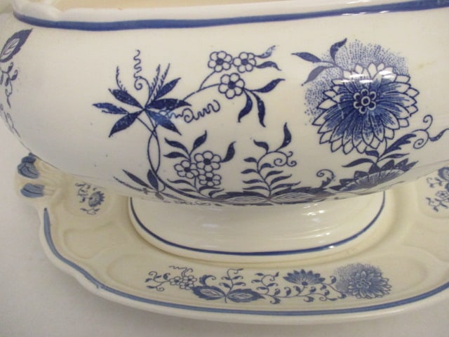 Floral Soup Tureen & Ladel - 3
