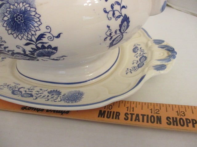 Floral Soup Tureen & Ladel - 5