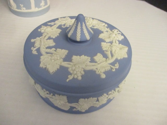 2 pcs Wedgewood - 2