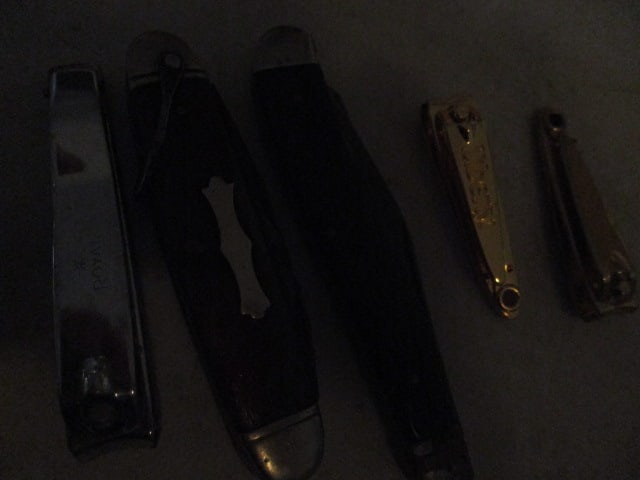 Pocket Knives & Nail Clippers - 3
