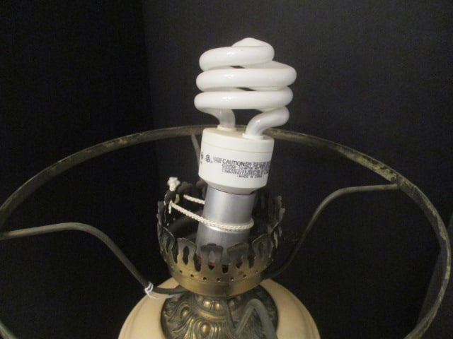 Floral Satin Glass Hurricane Lamp - 3