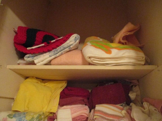 Linen Closet - 6
