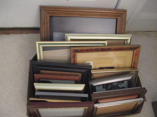 Assorted Picture Frames (1 of 3)