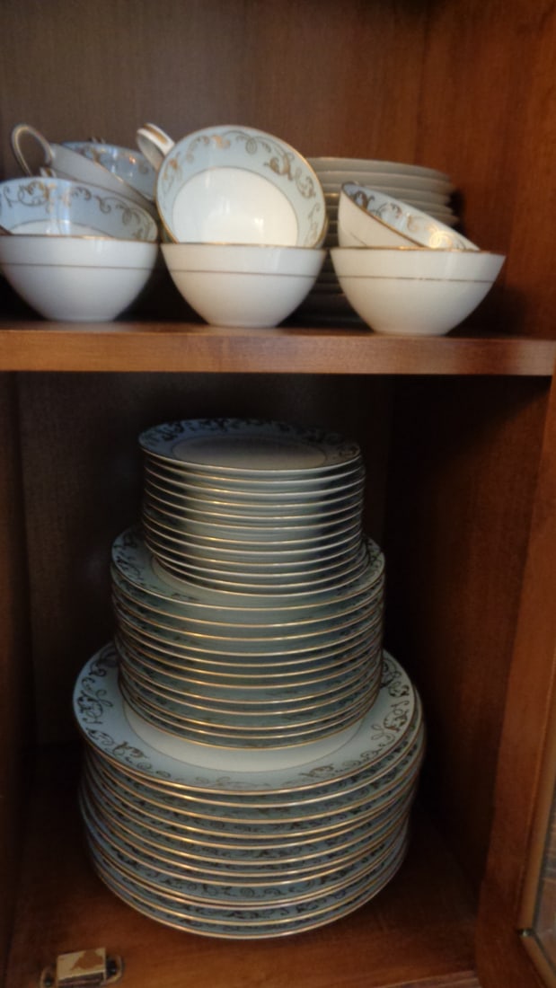 Noritake China; Service for 12 - 4