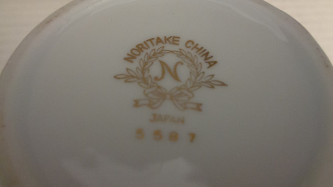 Noritake China Serving Pcs - 5