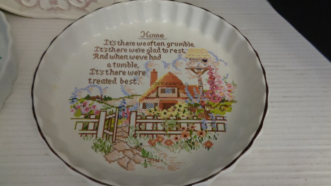 2 Pie Plates & 1 Platter - 2