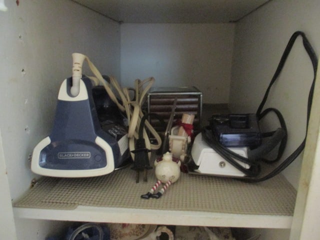 Closet Lot - 3