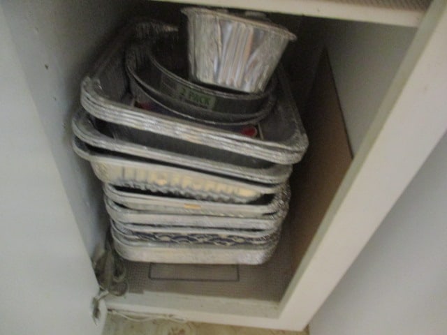 Closet Lot - 6