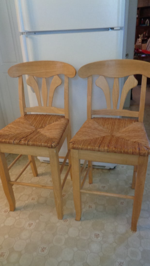 Rush Seat Bar Stools: Wear to rush seats (24 inches to seat)