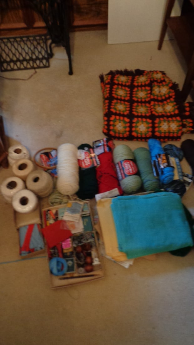 Sewing Items & Crochet Blanket: .