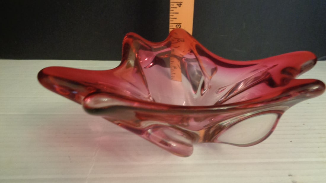 Vintage Mid-Century Modern Art Glass Dish - 4