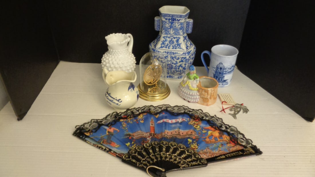 Miscellaneous Box Lot: .