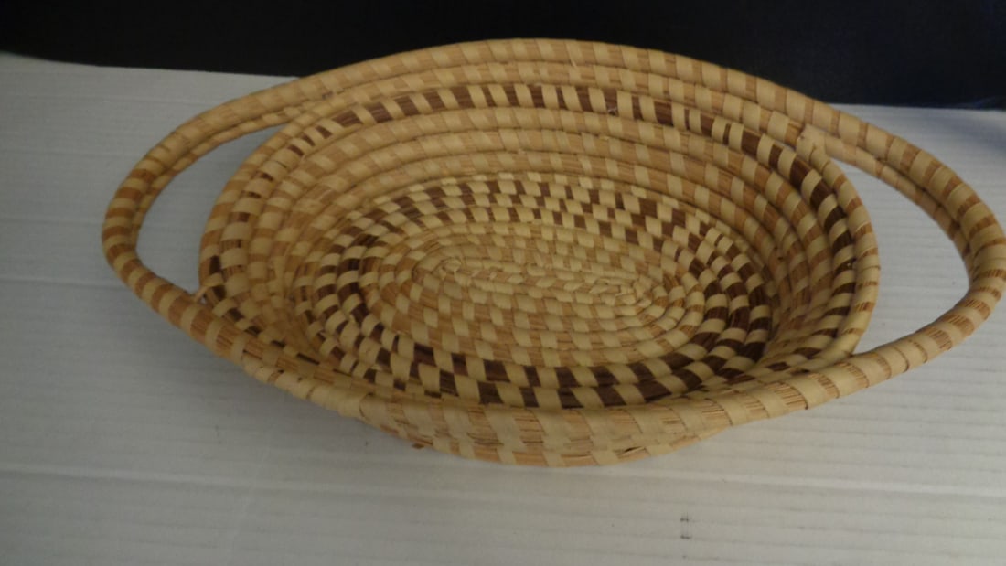 Sweet Grass Basket (1 of 3)