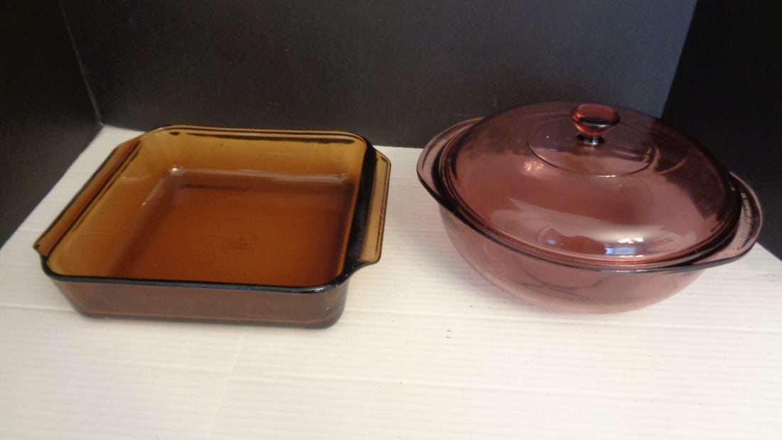1 Fireking; 1 Covered Pyrex (1 of 1)