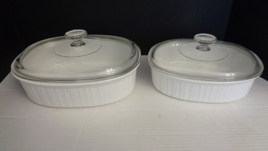Corningware 2 pc & Lids: .