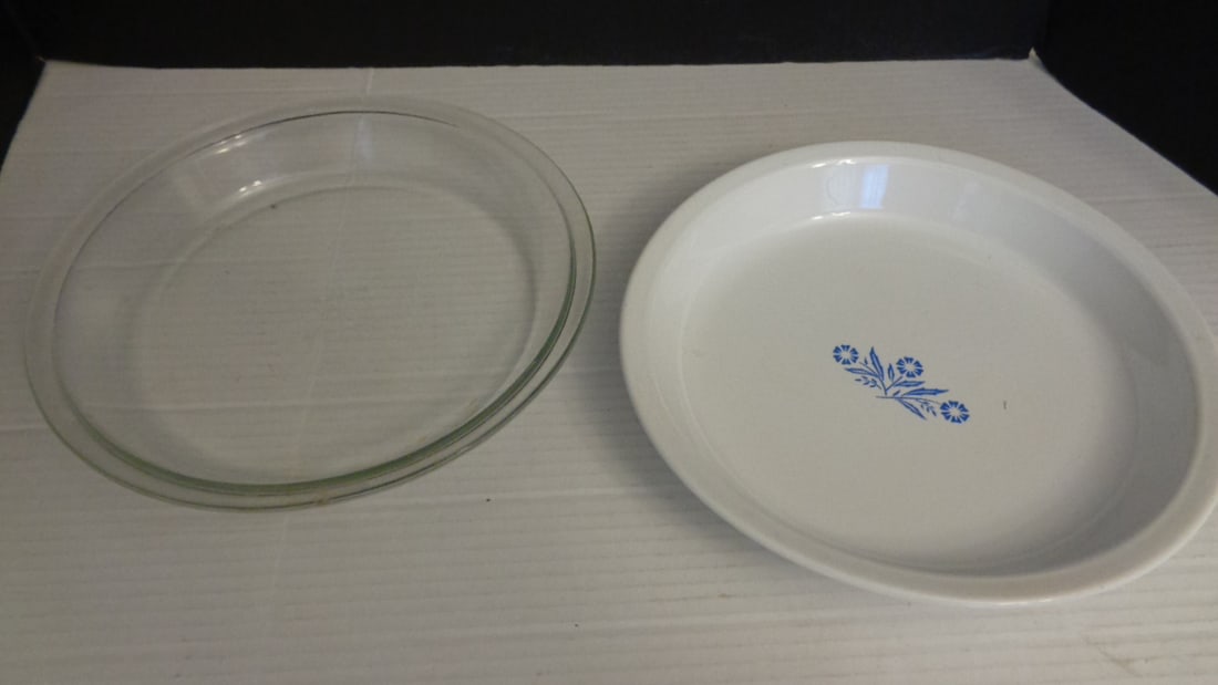 Corningware & Pyrex Pie Plates: 9-1/4" each