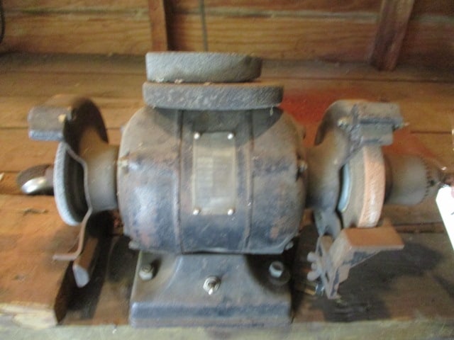 1/4HP 6" Grinder w/ Drill Chuck Accessory: Runs
